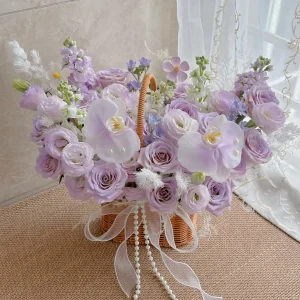 Giỏ Hoa Hồng Tím Pastel Phối Lan Hồ Điệp Cao Cấp